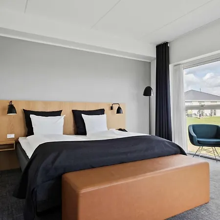 Hotell Western 4*